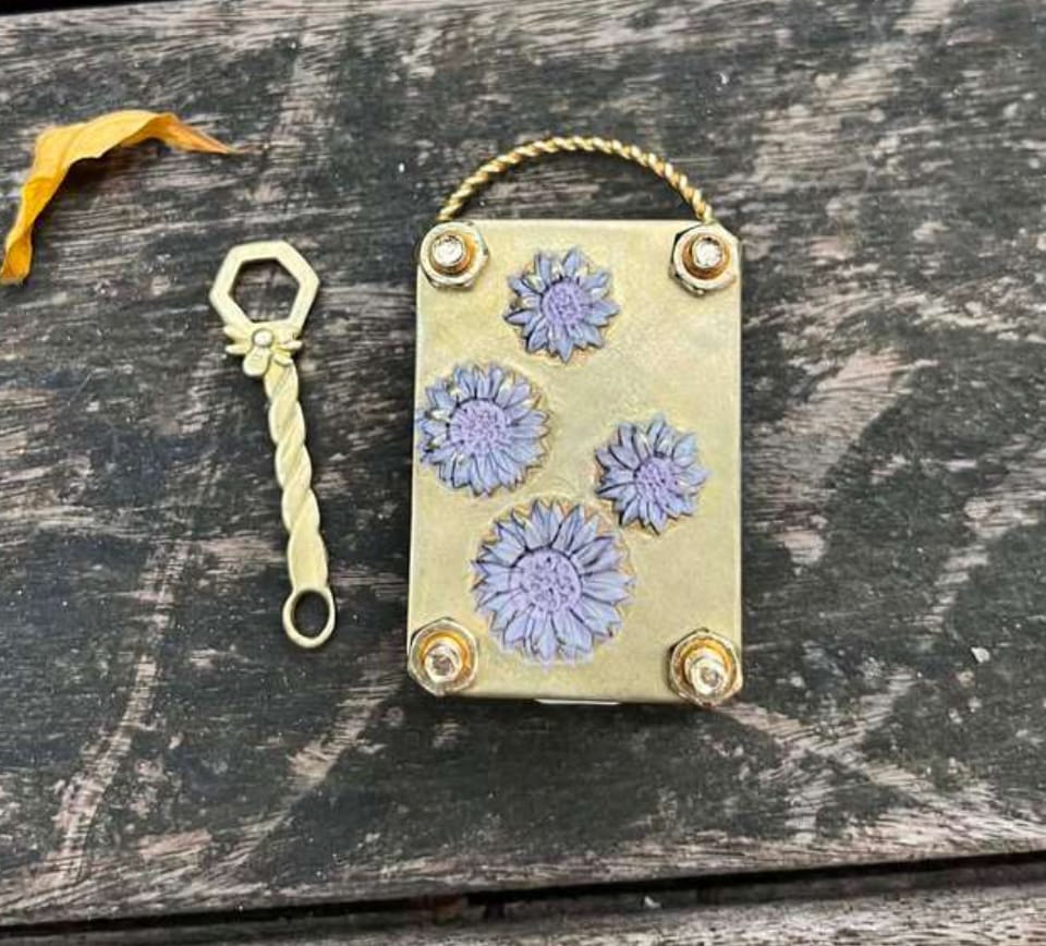 Flower press photo shared by Eva L.